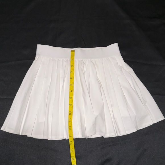 Golden MoveTech™ Tennis Pro Micro Skirt - Picture 11 of 11